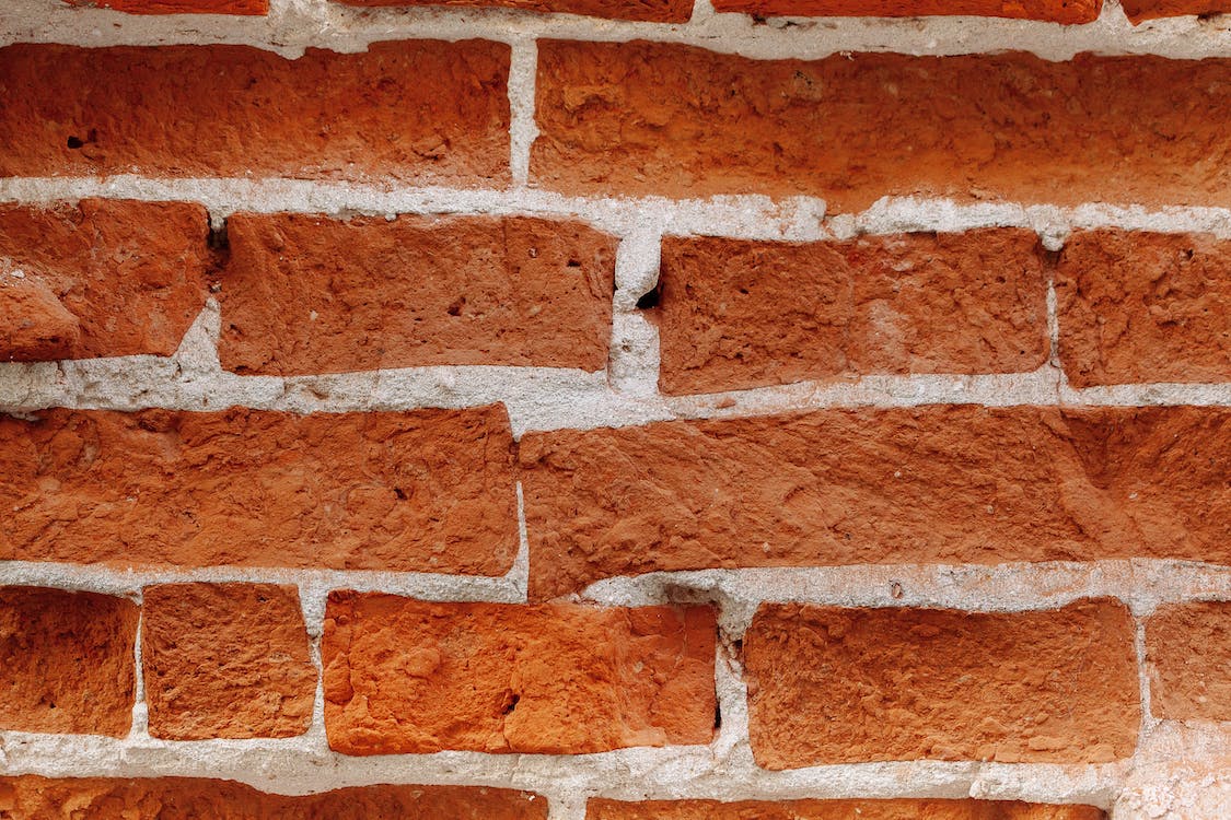 What Does a Bricklayer Do?